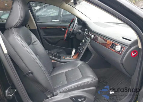 2008 Volvo Xc70 3.2 from USA, damaged, VIN YV4BZ982X81039108